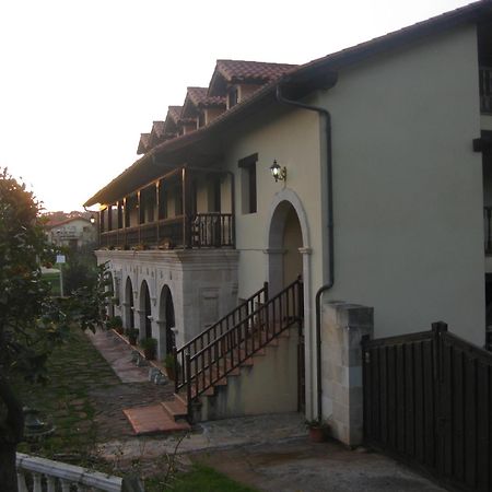 Apartamentos La Cena Novales Luaran gambar
