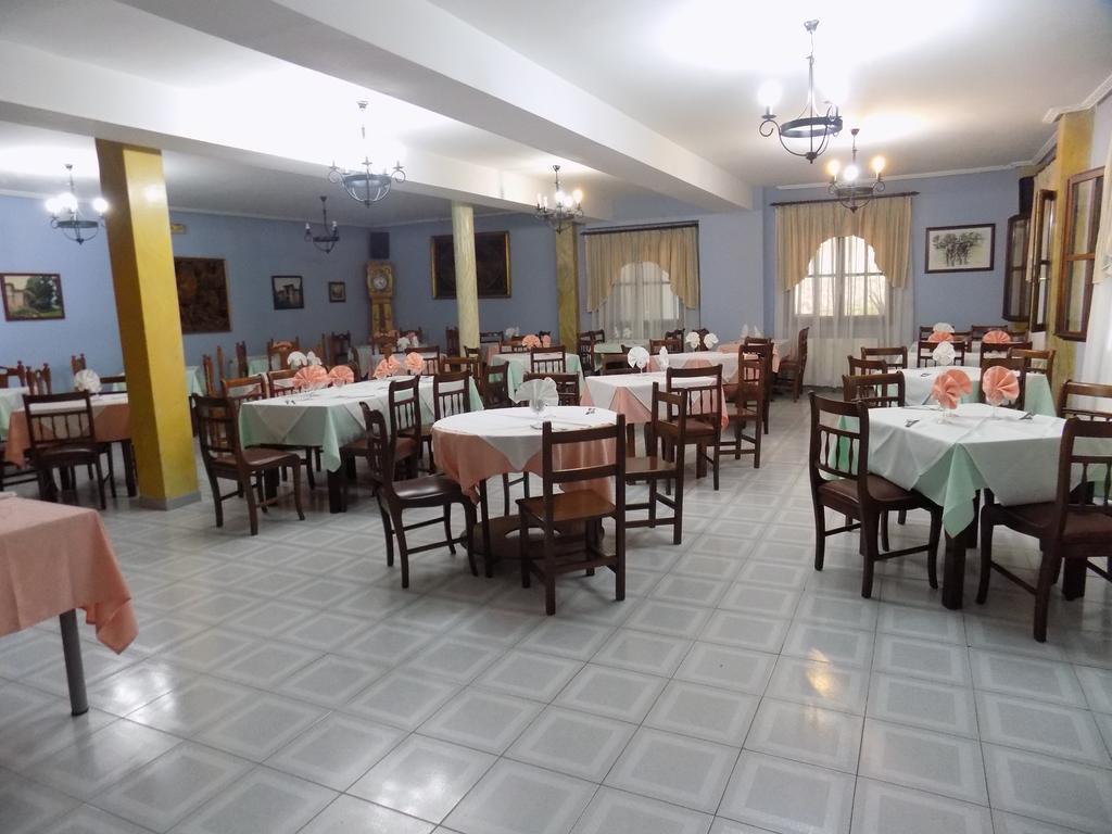 Apartamentos La Cena Novales Luaran gambar