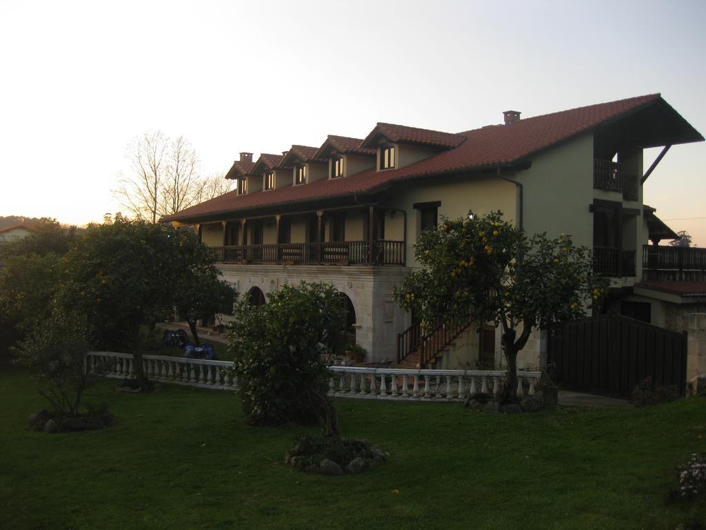 Apartamentos La Cena Novales Luaran gambar