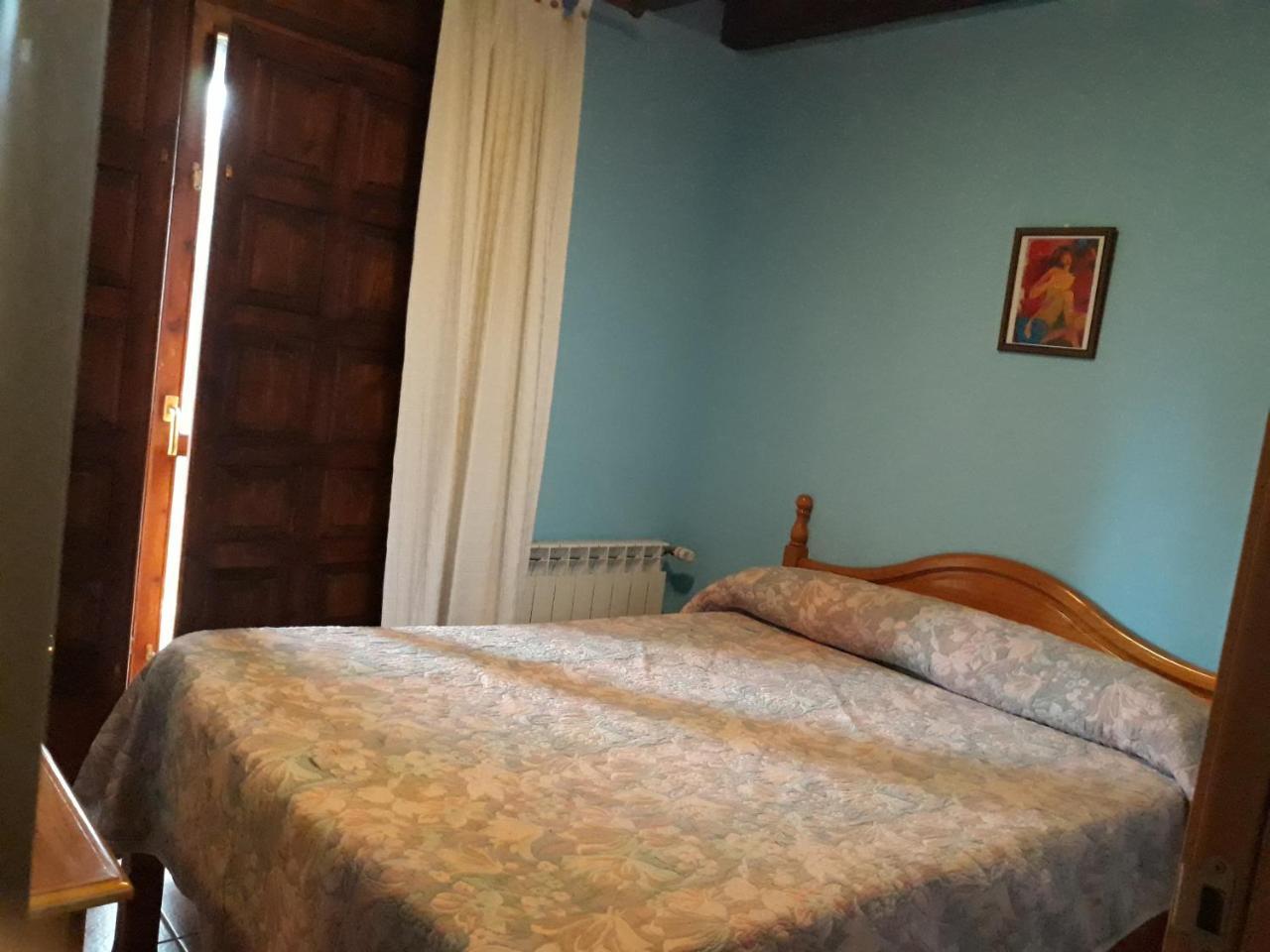 Apartamentos La Cena Novales Luaran gambar