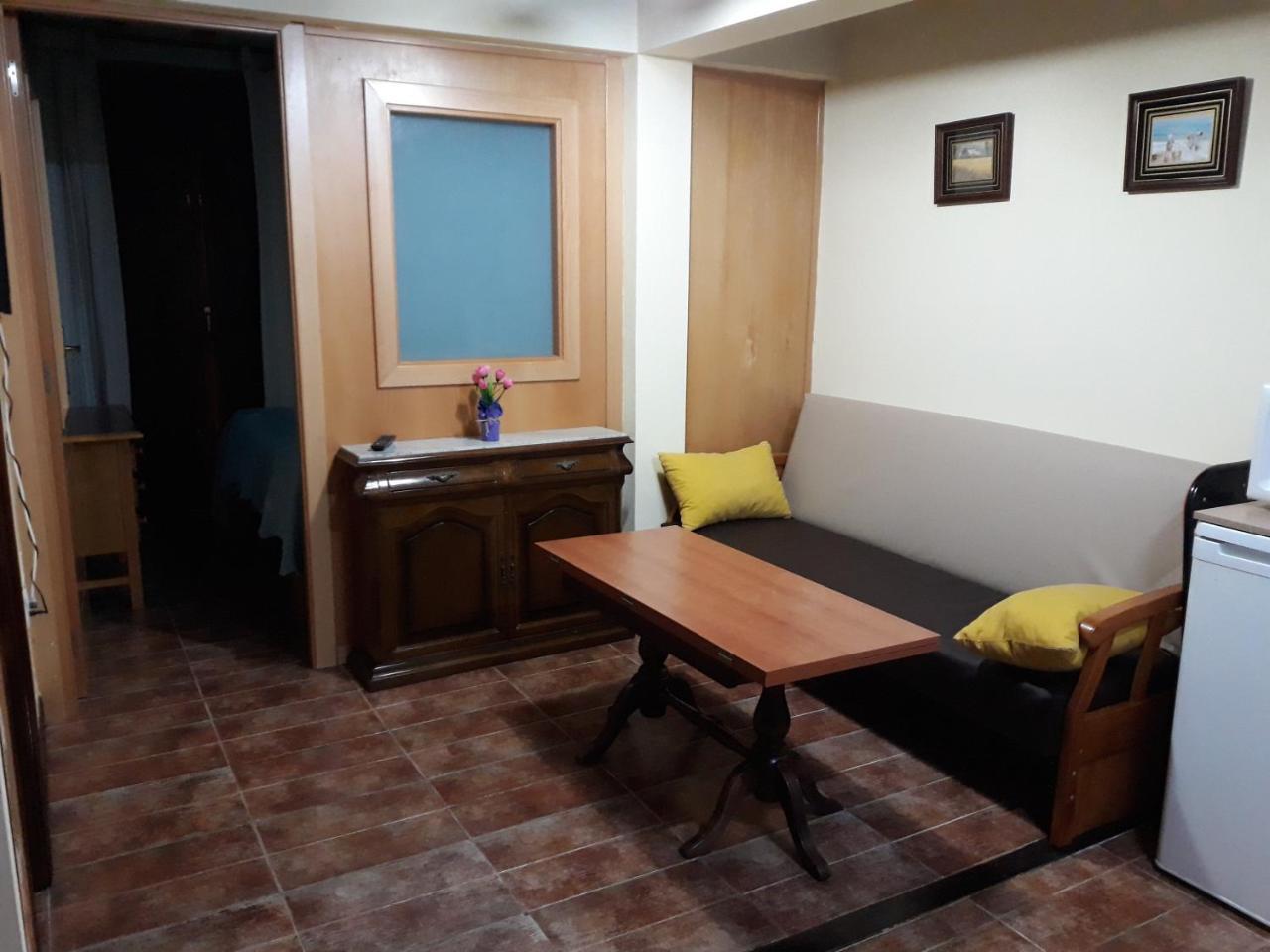 Apartamentos La Cena Novales Luaran gambar